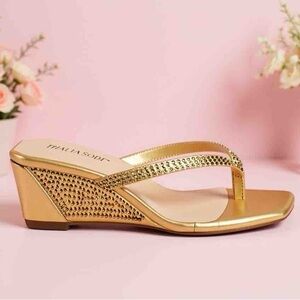 Thalia Sodi Gold Rhinestone Wedge Sandals Sz 6.5